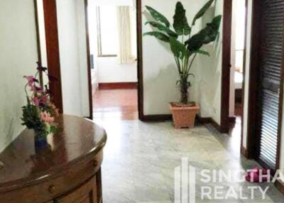 For RENT : Acadamia Grand Tower / 3 Bedroom / 2 Bathrooms / 151 sqm / 45000 THB [8406874]