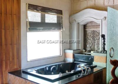 Chateau Dale Thabali House for sale in Jomtien, Pattaya. SH9416