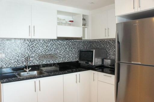 Avenue Residence Condo for rent in Pattaya City, Pattaya. RC2906