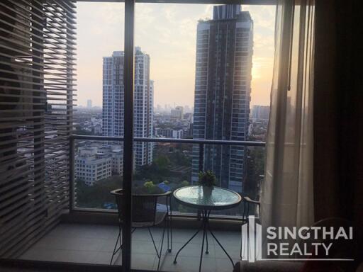 For RENT : The Lofts Ekkamai / 2 Bedroom / 2 Bathrooms / 75 sqm / 45000 THB [8614090]