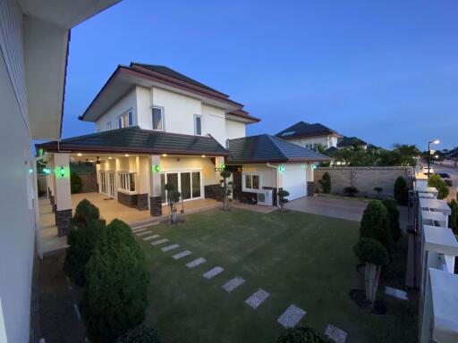 5 bedroom House in Baan Dusit Pattaya Hill 5 Huay Yai