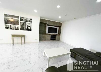 For RENT : Fifty Fifth Tower / 2 Bedroom / 2 Bathrooms / 150 sqm / 45000 THB [8720578]