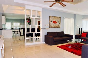 4 bedroom House in Green Field Villas 1 East Pattaya