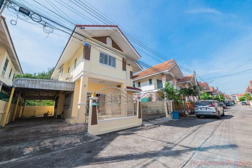 4 Bed House For Sale In Central Pattaya - Sirisa 9