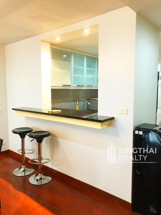 For RENT : Urbana Sukhumvit 15 / 2 Bedroom / 2 Bathrooms / 116 sqm / 45000 THB [8762921]