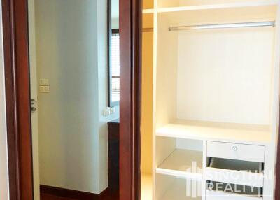 For RENT : Urbana Sukhumvit 15 / 2 Bedroom / 2 Bathrooms / 116 sqm / 45000 THB [8762921]