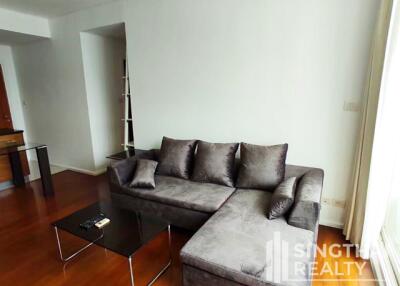 For RENT : Wind Sukhumvit 23 / 2 Bedroom / 2 Bathrooms / 77 sqm / 45000 THB [8794651]