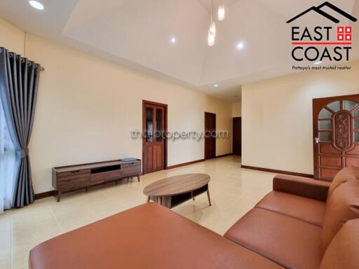 SP4 Village House for sale in East Pattaya, Pattaya. SH14157