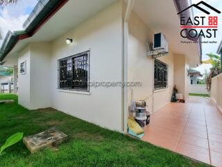 SP4 Village House for sale in East Pattaya, Pattaya. SH14157