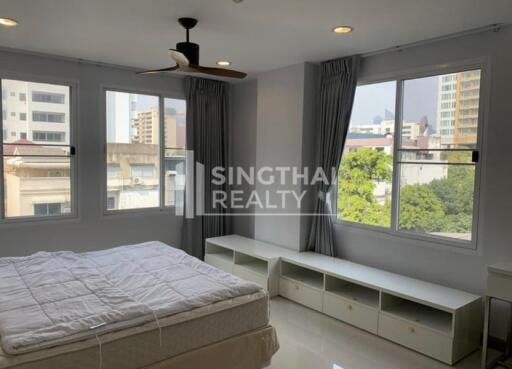 For RENT : The Rise Sukhumvit 39 / 2 Bedroom / 2 Bathrooms / 110 sqm / 45000 THB [8947368]