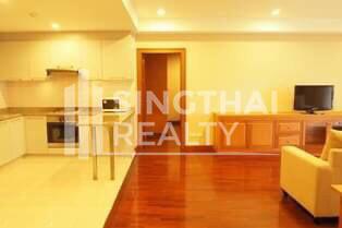 For RENT : Nagara Mansion / 2 Bedroom / 2 Bathrooms / 150 sqm / 45000 THB [8975243]