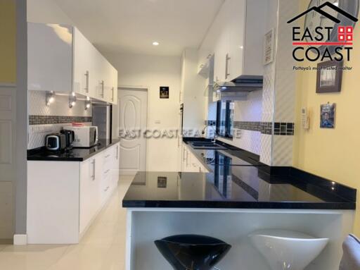 Patta Village House for rent in East Pattaya, Pattaya. RH12994