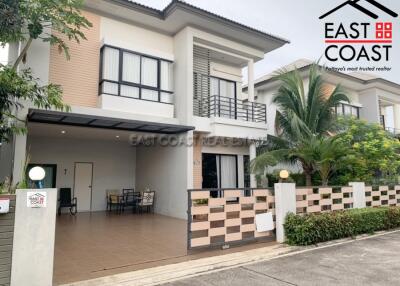 Patta Village House for rent in East Pattaya, Pattaya. RH12994