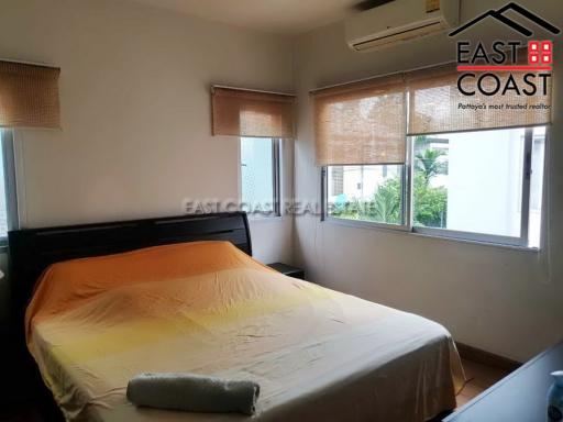 Patta Village House for rent in East Pattaya, Pattaya. RH12913