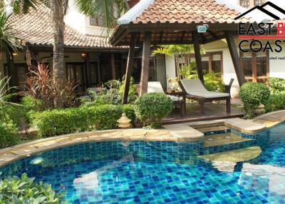 Chateau Dale Thabali House for rent in Jomtien, Pattaya. RH9284