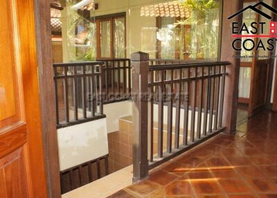 Chateau Dale Thabali House for rent in Jomtien, Pattaya. RH9284