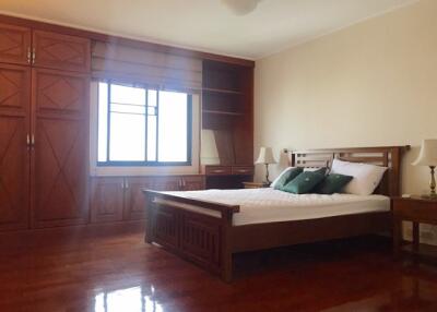 For RENT : Las Colinas / 2 Bedroom / 3 Bathrooms / 143 sqm / 45000 THB [9235637]