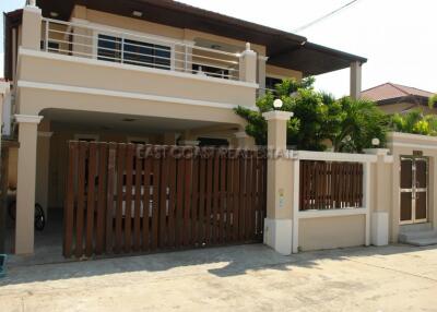 European Home Place House for rent in East Pattaya, Pattaya. RH6605