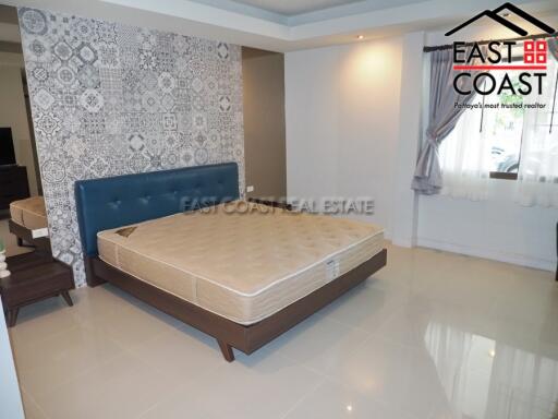 Boss Village House for rent in East Pattaya, Pattaya. RH8365