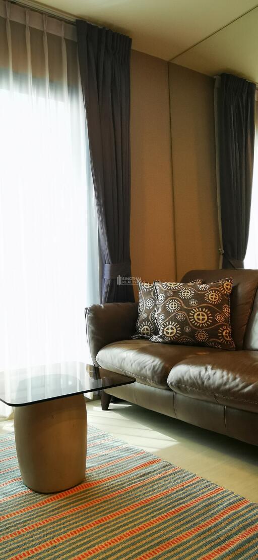 For RENT : Rhythm Sukhumvit 36-38 / 2 Bedroom / 2 Bathrooms / 55 sqm / 45000 THB [9438761]