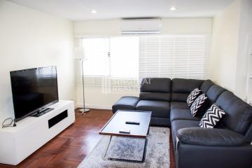 For RENT : Silom Condominuim / 2 Bedroom / 2 Bathrooms / 144 sqm / 45000 THB [9456612]