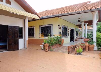 4 bedroom House in Eakmongkol Village 4 East Pattaya