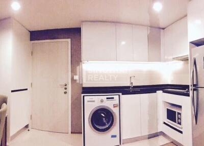 For RENT : Maestro 39 / 2 Bedroom / 2 Bathrooms / 64 sqm / 45000 THB [9583226]