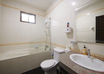 3 Bed House For Sale In East Pattaya - Ponthep Garden 3/1