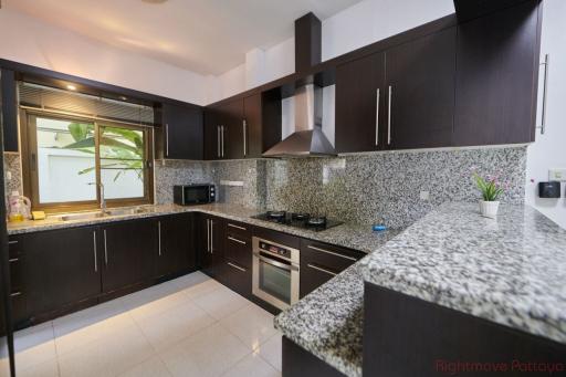 3 Bed House For Sale In East Pattaya - Ponthep Garden 3/1