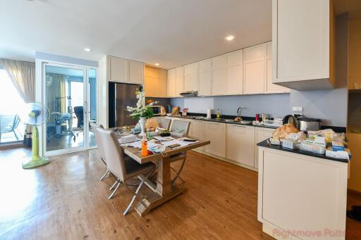 3 Bed Condo For Sale In Central Pattaya - The Urban Pattaya