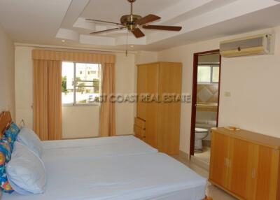 Ruamchock 2 Condo for rent in Pratumnak Hill, Pattaya. RC7418