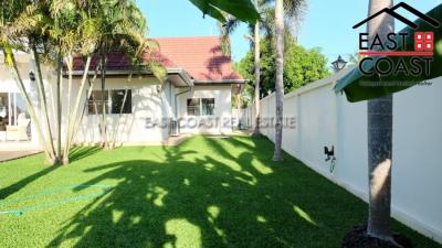 Private House at Nong Pla Lai House for sale in East Pattaya, Pattaya. SH12922