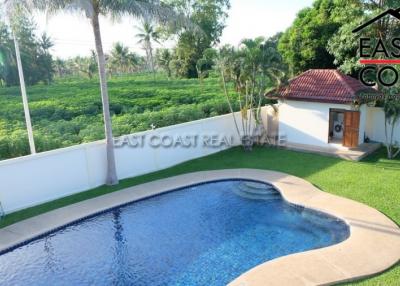 Private House at Nong Pla Lai House for sale in East Pattaya, Pattaya. SH12922