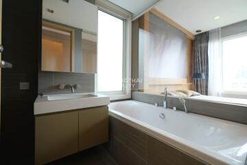 For RENT : Siri at Sukhumvit / 2 Bedroom / 2 Bathrooms / 72 sqm / 50000 THB [9731125]