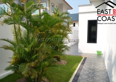 El Grande House for sale in East Pattaya, Pattaya. SH12202