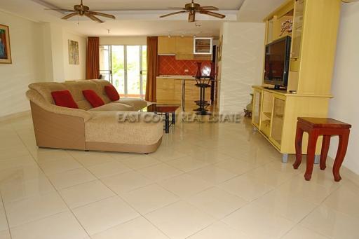 Ruamchock Condo for rent in Pratumnak Hill, Pattaya. RC6491