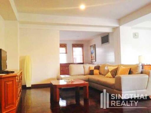 For RENT : Sriwattana Apartment / 3 Bedroom / 3 Bathrooms / 165 sqm / 45000 THB [6586980]