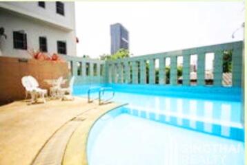 For RENT : Sriwattana Apartment / 3 Bedroom / 3 Bathrooms / 165 sqm / 45000 THB [6586980]