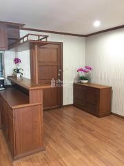 For RENT : Acadamia Grand Tower / 2 Bedroom / 1 Bathrooms / 92 sqm / 45000 THB [R10382]