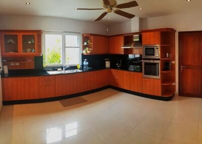 House sale Pattaya SIAM ROYAL VIEW