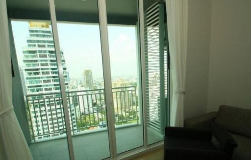 For RENT : 39 by Sansiri / 1 Bedroom / 1 Bathrooms / 60 sqm / 45000 THB [R10681]