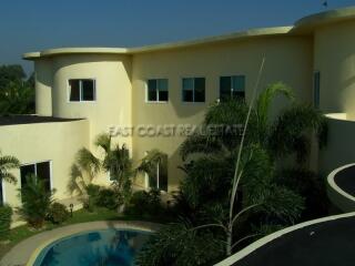 Penguin Village House for sale and for rent in East Pattaya, Pattaya. SRH6800