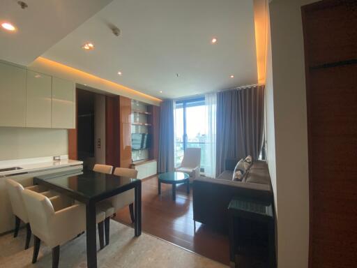 For RENT : The Address Sukhumvit 28 / 2 Bedroom / 2 Bathrooms / 67 sqm / 45000 THB [10451995]