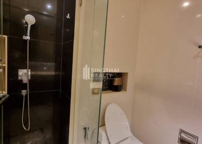 For RENT : The Address Sukhumvit 28 / 2 Bedroom / 2 Bathrooms / 67 sqm / 45000 THB [R10734]