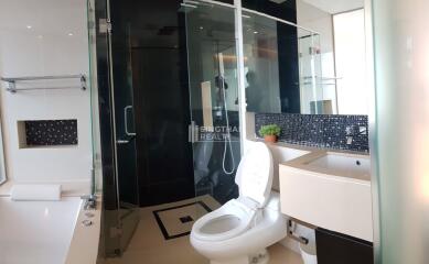 For RENT : The Address Sukhumvit 28 / 2 Bedroom / 2 Bathrooms / 77 sqm / 45000 THB [10474079]