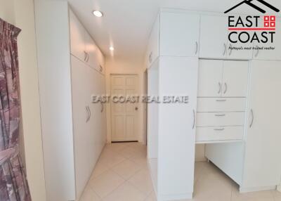 The Meadows  House for rent in East Pattaya, Pattaya. RH10312