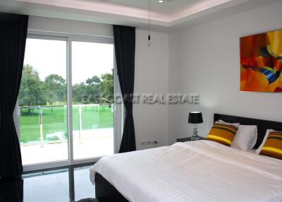 Phoenix Golf Course Green View Villa House for sale and for rent in East Pattaya, Pattaya. SRH7374