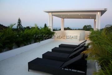 Phoenix Golf Course Green View Villa House for sale and for rent in East Pattaya, Pattaya. SRH7375