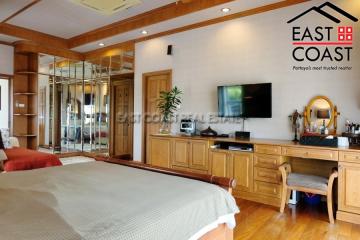 Phoenix Golf Course House for sale and for rent in South Jomtien, Pattaya. SRH11445