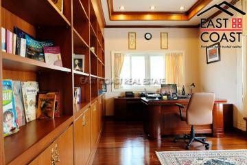 Phoenix Golf Course House for sale and for rent in South Jomtien, Pattaya. SRH11445